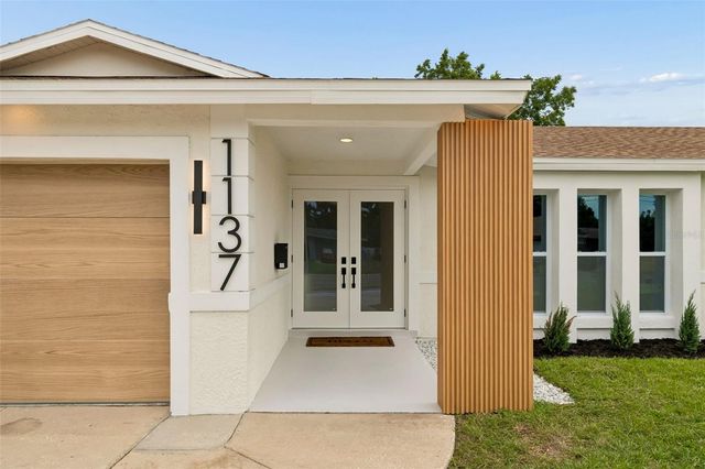 1137 54TH AVENUE S, St Petersburg, FL 33705