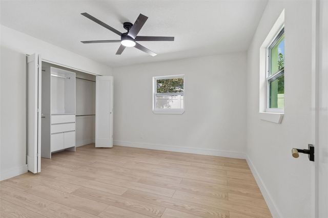1137 54TH AVENUE S, St Petersburg, FL 33705
