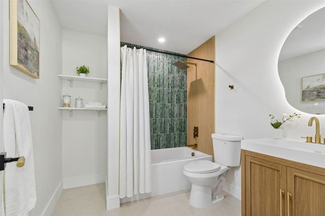 1137 54TH AVENUE S, St Petersburg, FL 33705