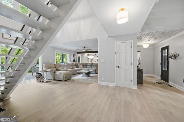 915 Timber Lake Trail, Cumming, GA 30041