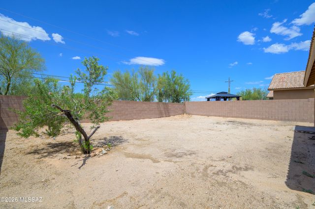 5242 W Canyon Towhee Street, Tucson, AZ 85742