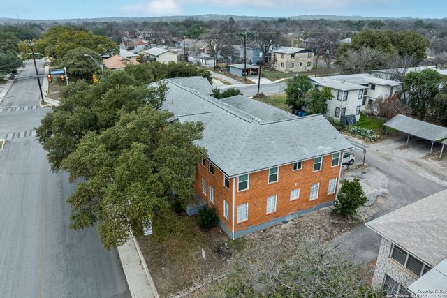 553 CLUB DR, San Antonio, TX 78201