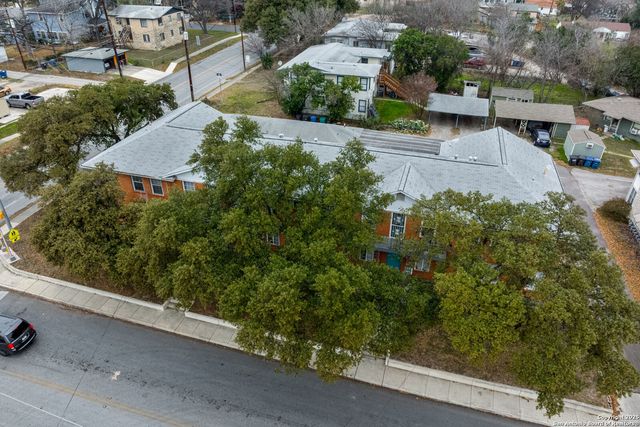 553 CLUB DR, San Antonio, TX 78201