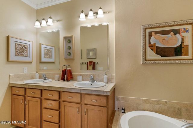 2446 E Blue Diamond Drive, Tucson, AZ 85718