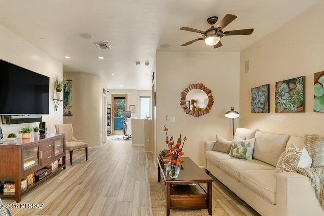 2446 E Blue Diamond Drive, Tucson, AZ 85718