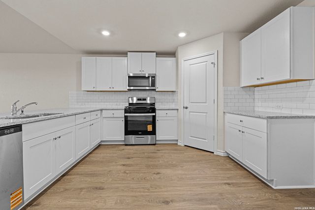 5625 Hartley Home, San Antonio, TX 78245