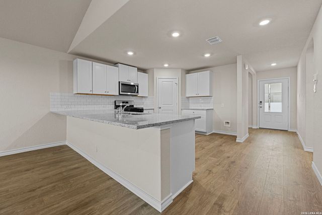 5625 Hartley Home, San Antonio, TX 78245