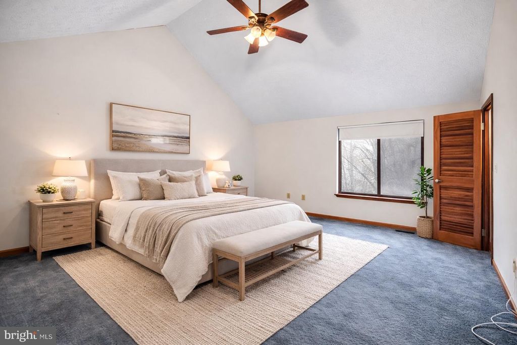 Image 12 of property listing at 779 SPRUCE DR, Lusby, MD 20657