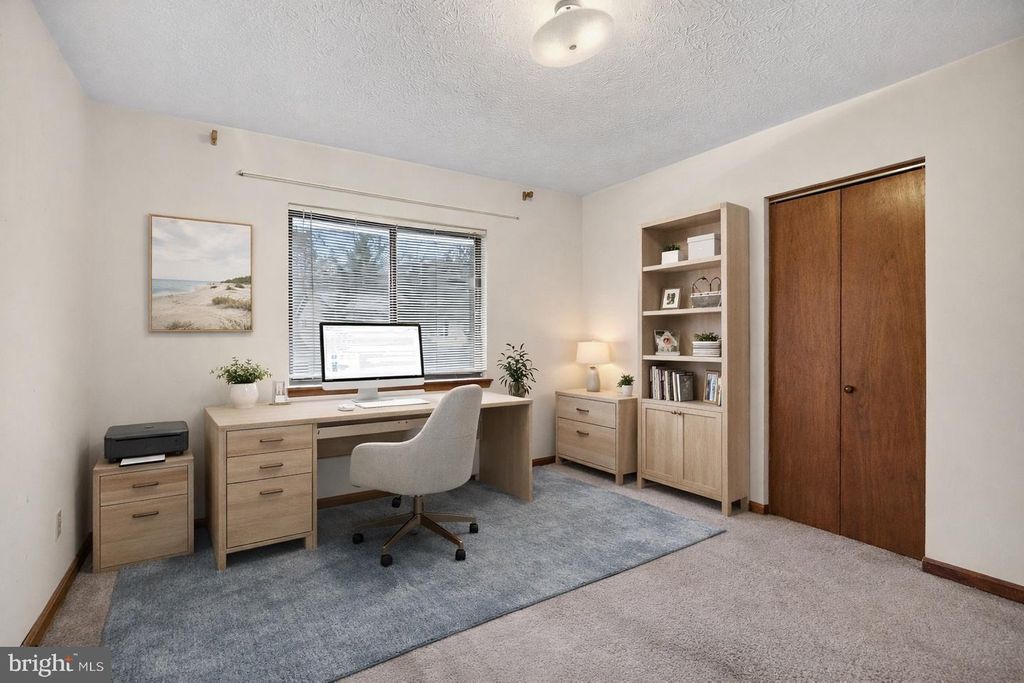 Image 19 of property listing at 779 SPRUCE DR, Lusby, MD 20657