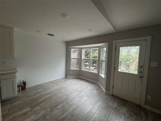 5814 Shreveport DR, Austin, TX 78727