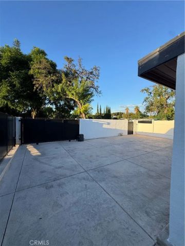 7761 Aura, Reseda, CA 91335
