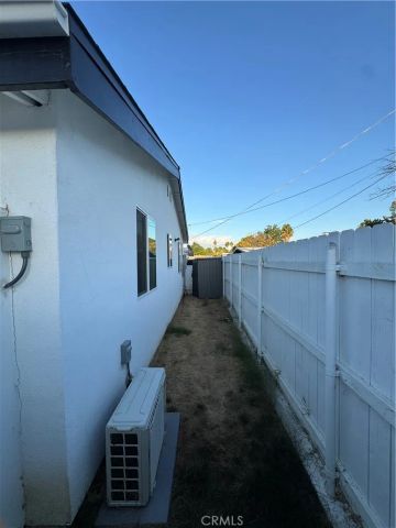 7761 Aura, Reseda, CA 91335