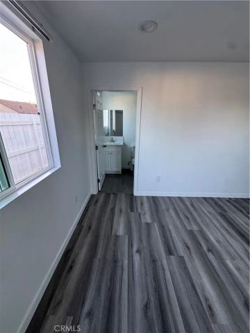 7761 Aura, Reseda, CA 91335