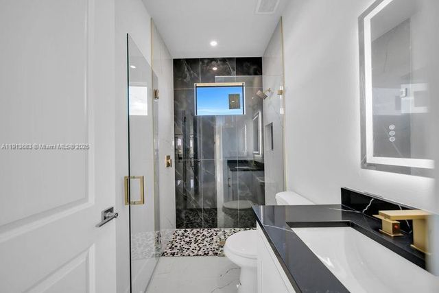 4002 E 9th ST, Lehigh Acres, FL 33972