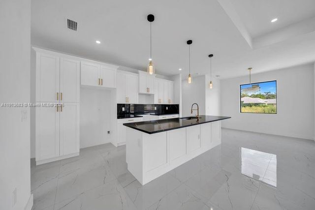 4002 E 9th ST, Lehigh Acres, FL 33972