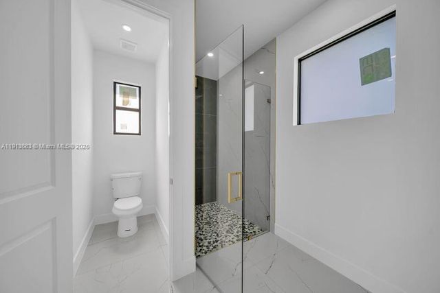 4002 E 9th ST, Lehigh Acres, FL 33972