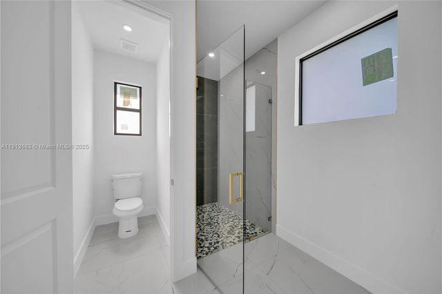 4002 E 9th ST, Lehigh Acres, FL 33972