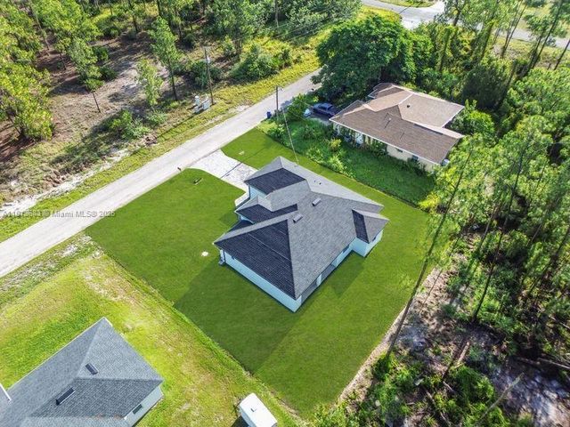 4002 E 9th ST, Lehigh Acres, FL 33972