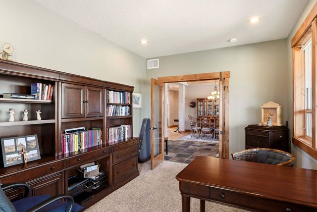 375 S LEGEND TREE Dr, Liberty Lake, WA 99019