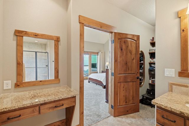375 S LEGEND TREE Dr, Liberty Lake, WA 99019