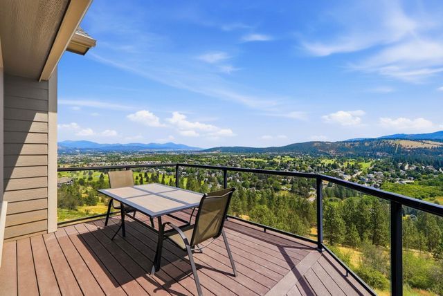 375 S LEGEND TREE Dr, Liberty Lake, WA 99019