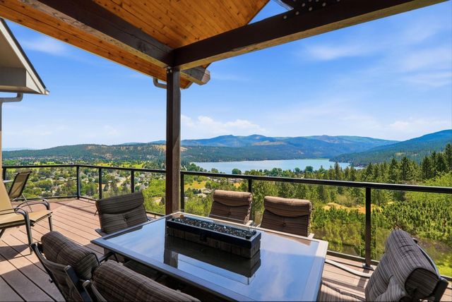 375 S LEGEND TREE Dr, Liberty Lake, WA 99019