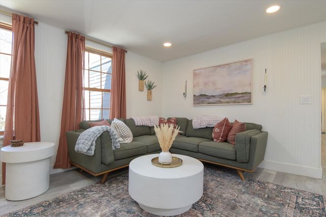 5 William Mundell Road, Newfane, VT 05362