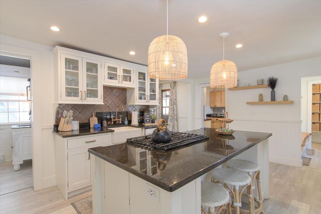 5 William Mundell Road, Newfane, VT 05362