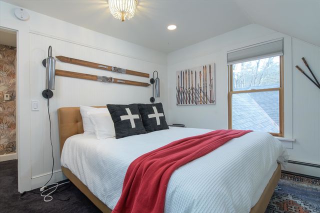 5 William Mundell Road, Newfane, VT 05362
