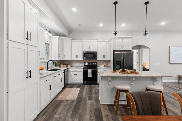 145 Mockingbird Ln, Hartsville, TN 37074