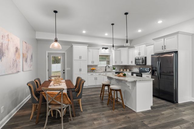 145 Mockingbird Ln, Hartsville, TN 37074