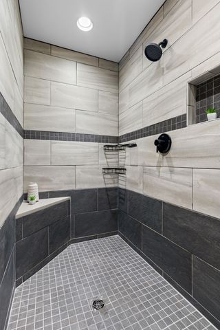 145 Mockingbird Ln, Hartsville, TN 37074