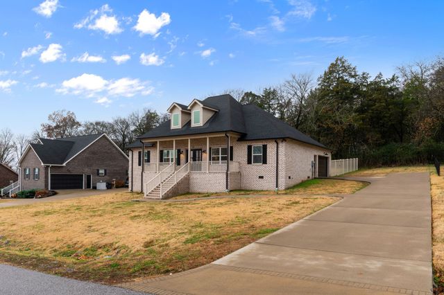 145 Mockingbird Ln, Hartsville, TN 37074