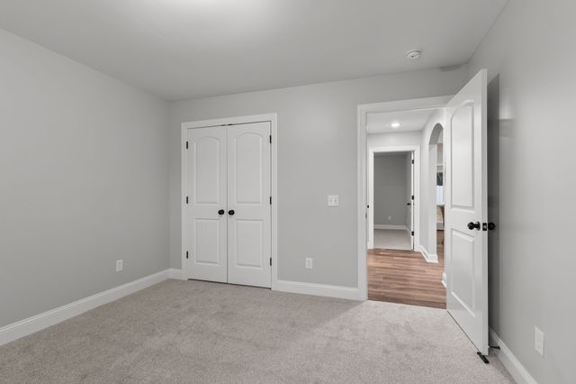 145 Mockingbird Ln, Hartsville, TN 37074