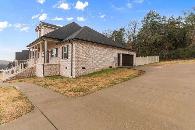145 Mockingbird Ln, Hartsville, TN 37074