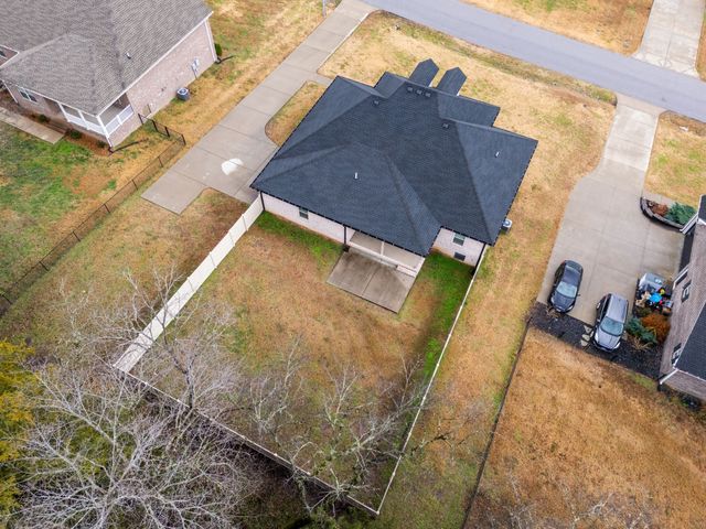 145 Mockingbird Ln, Hartsville, TN 37074