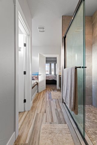 1043 Arrowhead Trail, Eagle Point, OR 97524