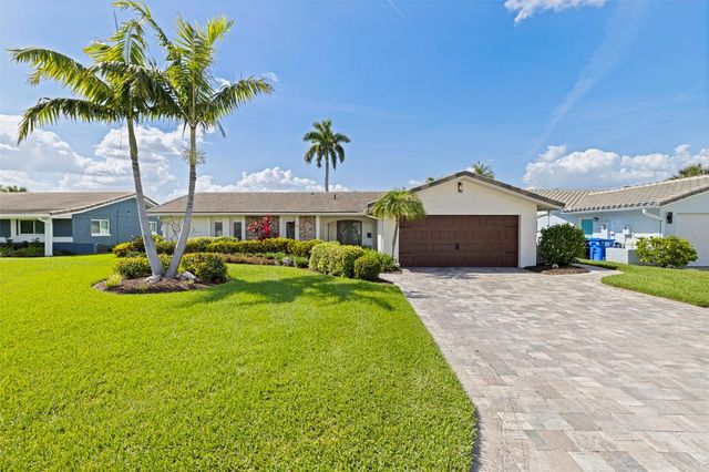 1971 MASSACHUSETTS AVENUE NE, St Petersburg, FL 33703