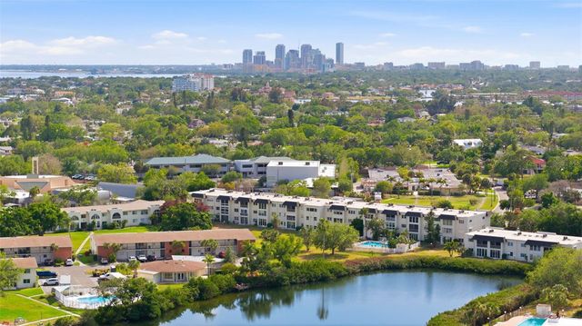 1971 MASSACHUSETTS AVENUE NE, St Petersburg, FL 33703