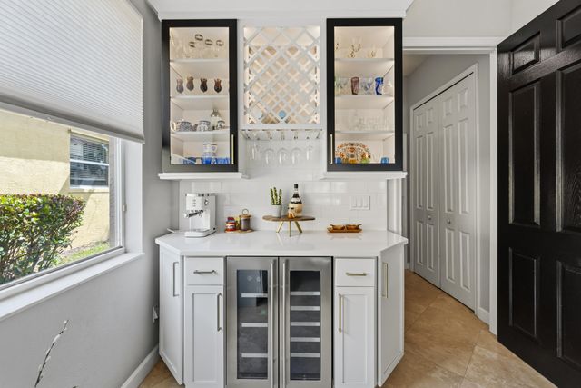 437 NW Sheffield Circle, Port St. Lucie, Port St Lucie, FL 34983