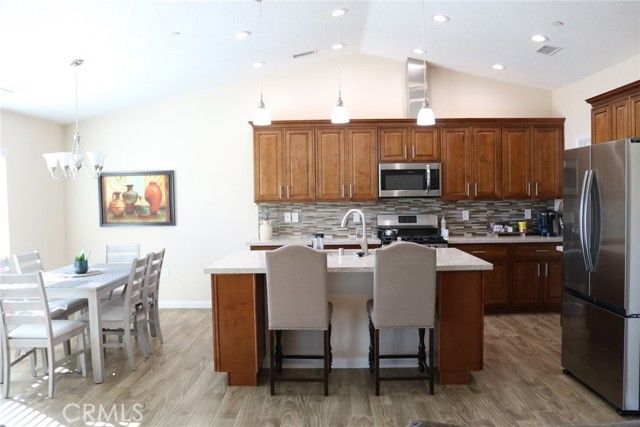 17375 Redding Street, Hesperia, CA 92345