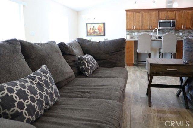 17375 Redding Street, Hesperia, CA 92345