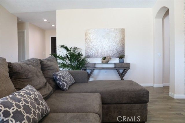 17375 Redding Street, Hesperia, CA 92345