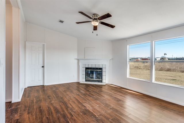 3329 Cobbler Lane, Joshua, TX 76058