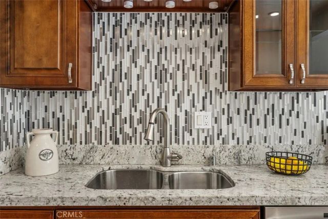 23271 Caminito Andreta, Laguna Hills, CA 92653