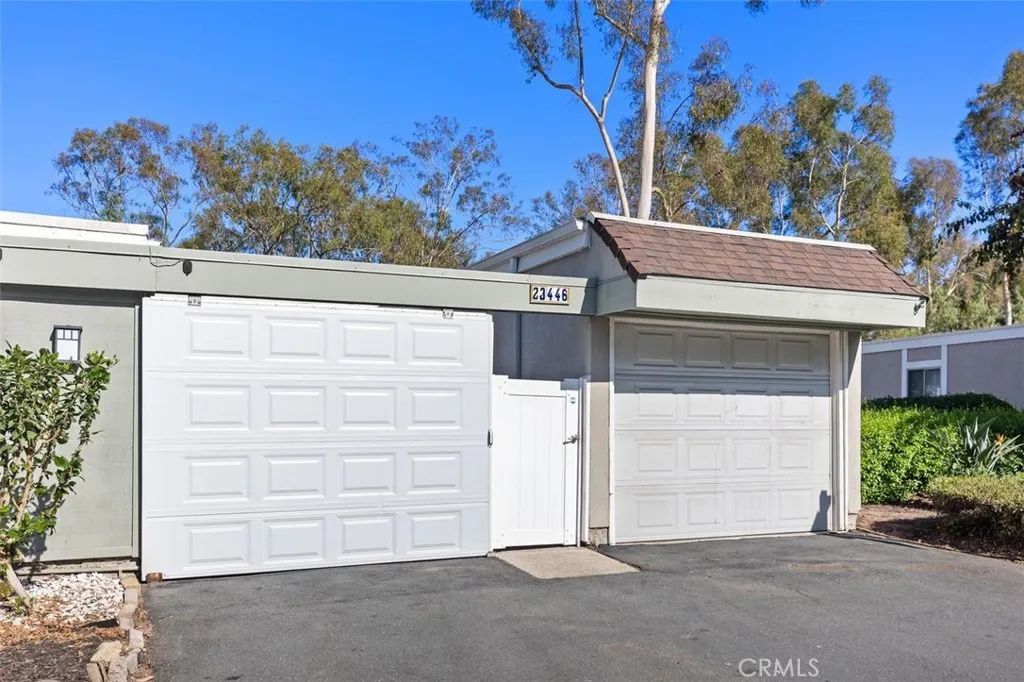 23271 Caminito Andreta, Laguna Hills, CA 92653