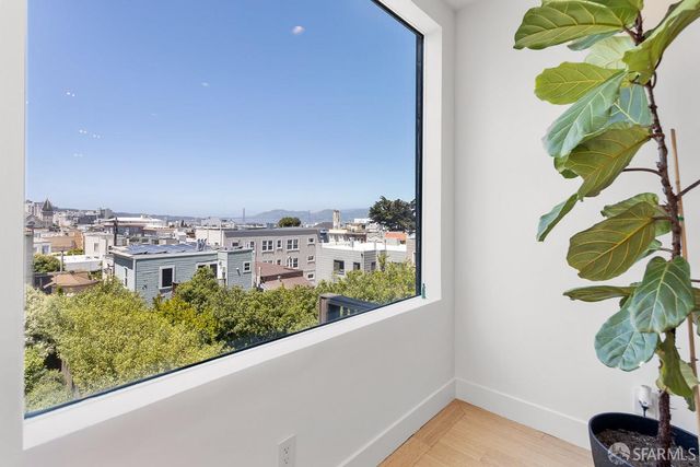 1623 Hyde Street, San Francisco, CA 94109