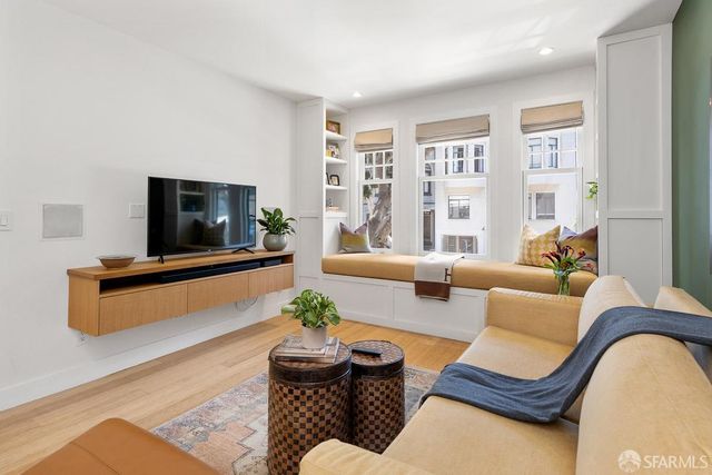 1623 Hyde Street, San Francisco, CA 94109