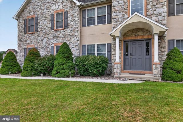 6 SOUDER CT, Mechanicsburg, PA 17050