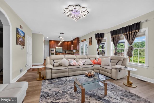 6 SOUDER CT, Mechanicsburg, PA 17050